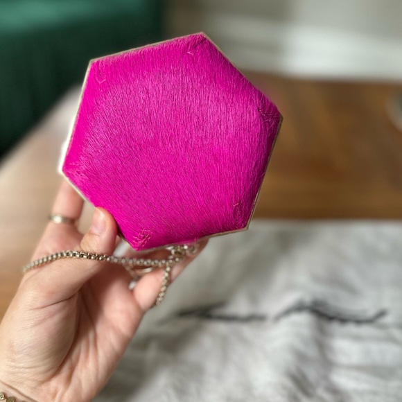 Brian Atwood Rare Neon Pink Geometric Runway Clutch Wristlet - Picture 11 of 12